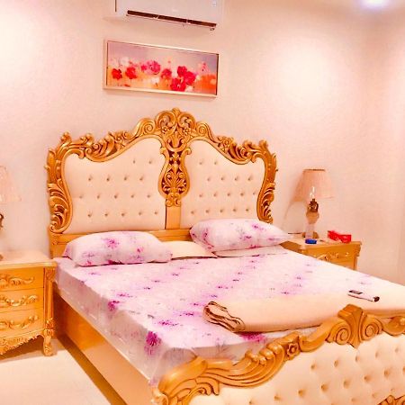 Atrium High Suite 2Bed Family Apartment Near Giga Mall Islamabad Extérieur photo