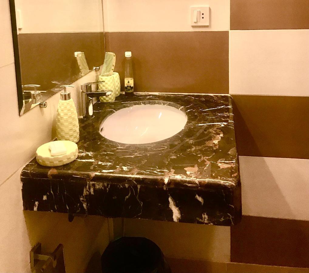 Atrium High Suite 2Bed Family Apartment Near Giga Mall Islamabad Extérieur photo